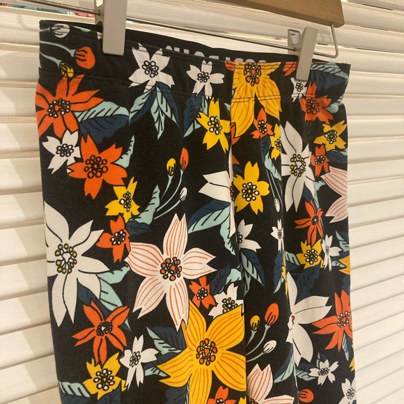 Nike Multi-Color Floral Leggings Size Small - Picture 2 of 5